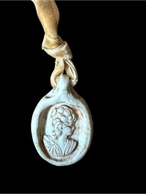 Vintage Intaglio Clay Cameo Grand Tour Souvenir Neo-Classic Roman 17th-19thc